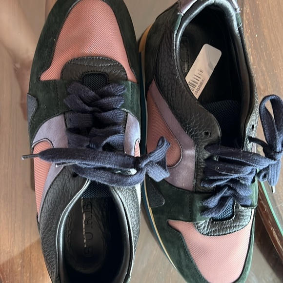 New Burberry sneakers - Picture 2 of 4